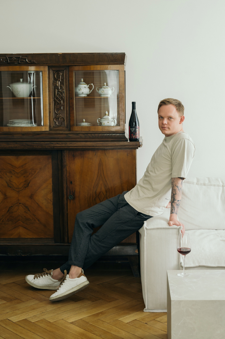 Хэй Бэй Пино Нуар Кубань. Таманский Полуостров ЗГУ Фанагория 2022 0.75 л